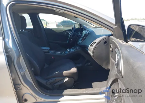 2015 Chrysler 200 Limited из США, поврежденный, VIN 1C3CCCAB6FN638095